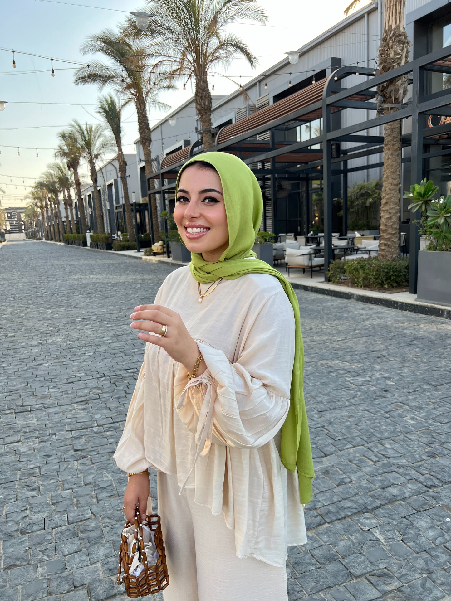 MIRA BLOUSE BEIGE