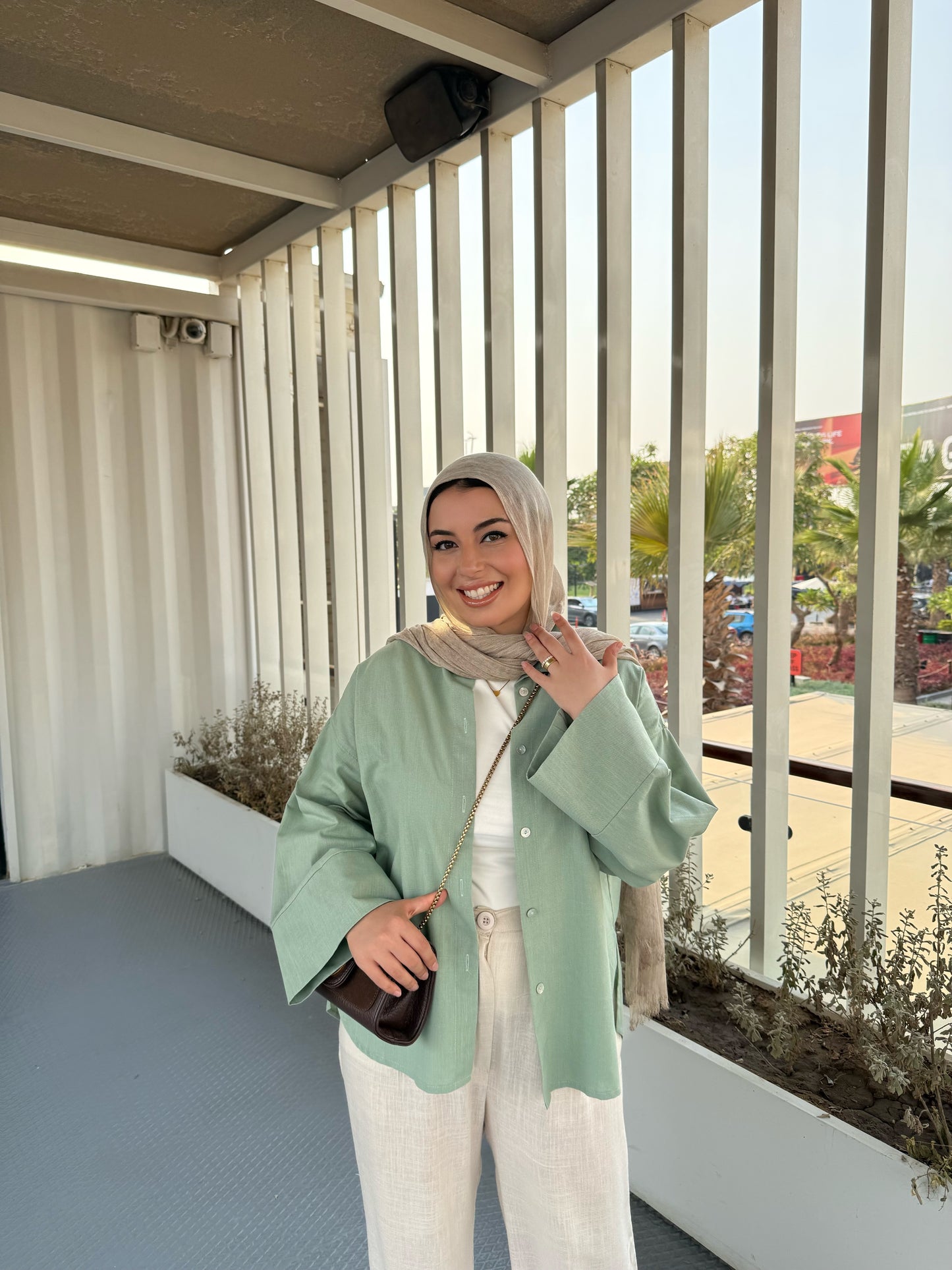 LINEN SHIRT IN MINT
