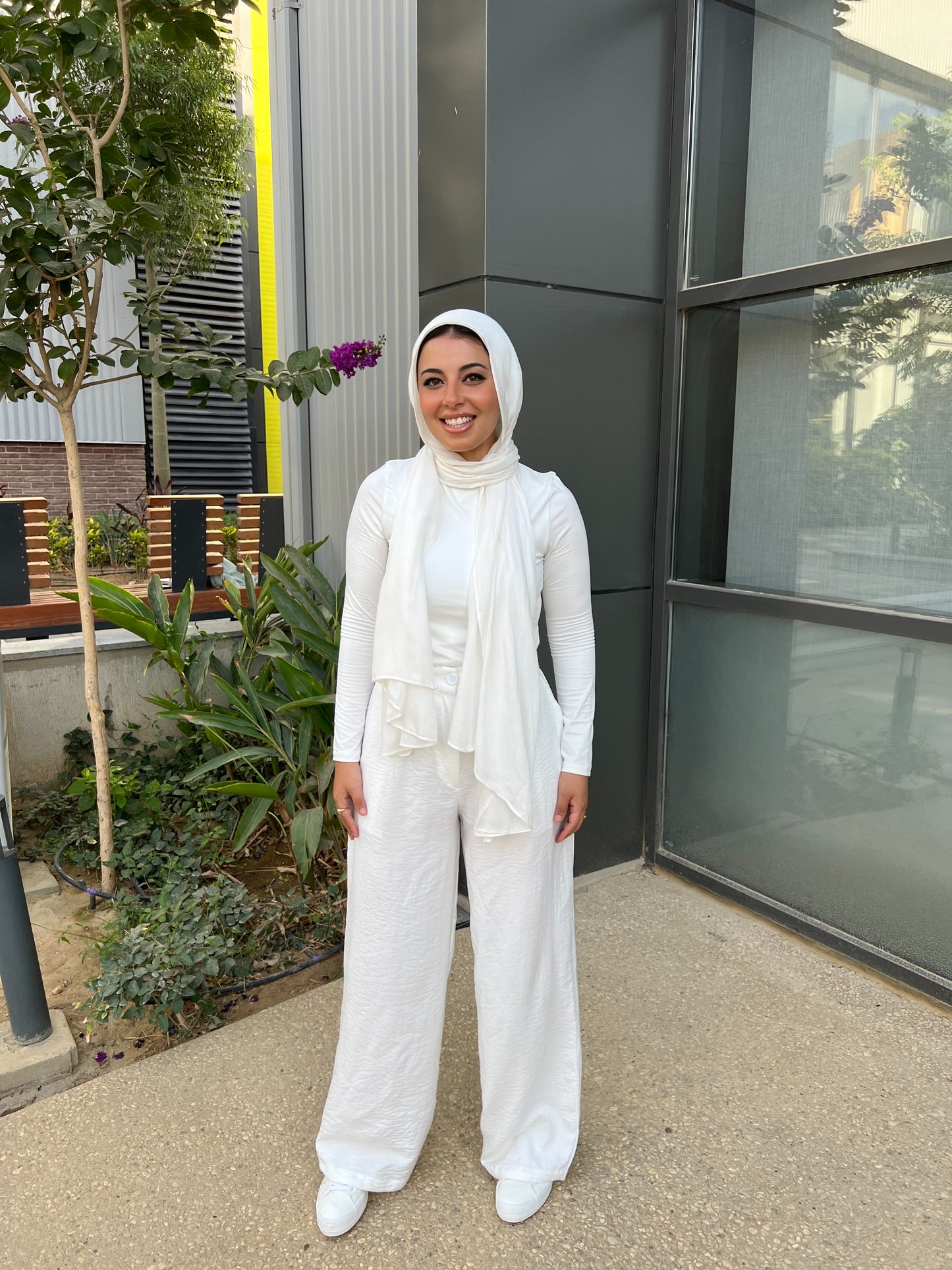 WHITE LINEN PANTS