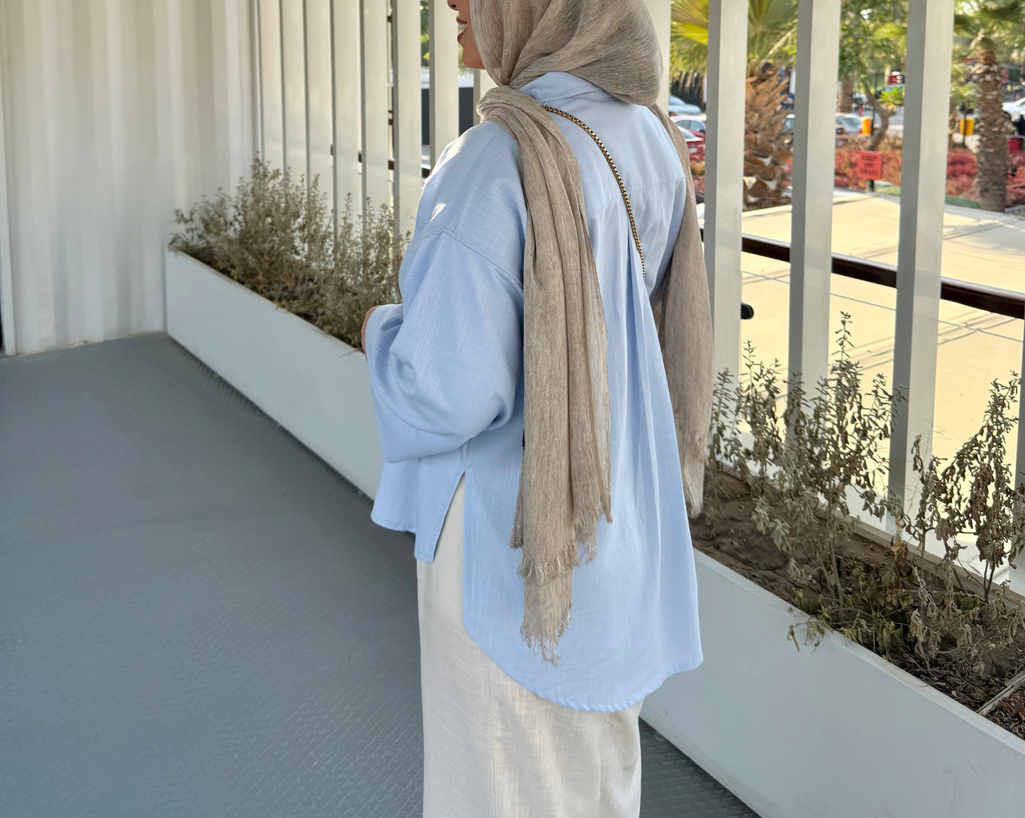 LINEN SHIRT IN SKY BLUE