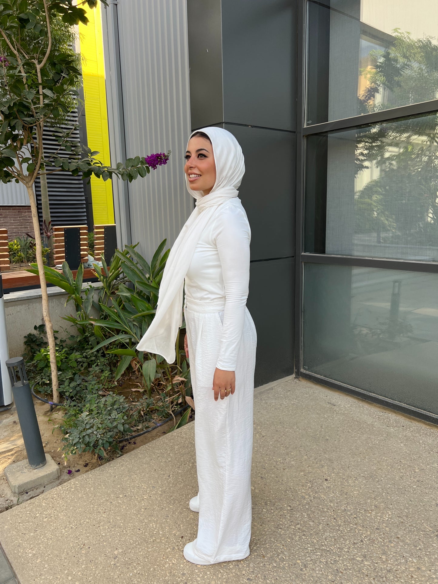 WHITE LINEN PANTS