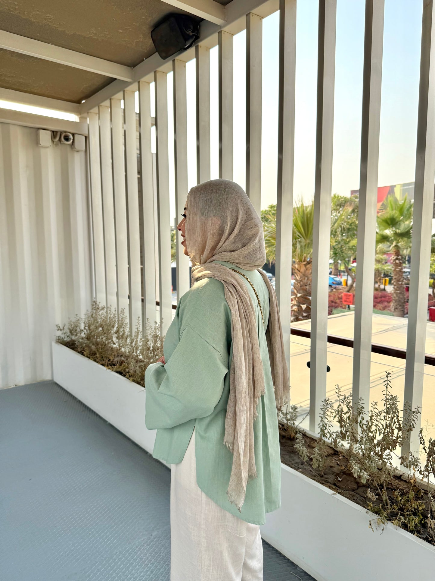 LINEN SHIRT IN MINT