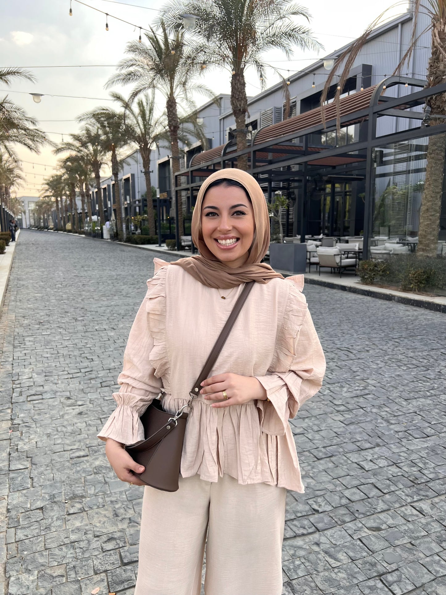 LILY BLOUSE BEIGE