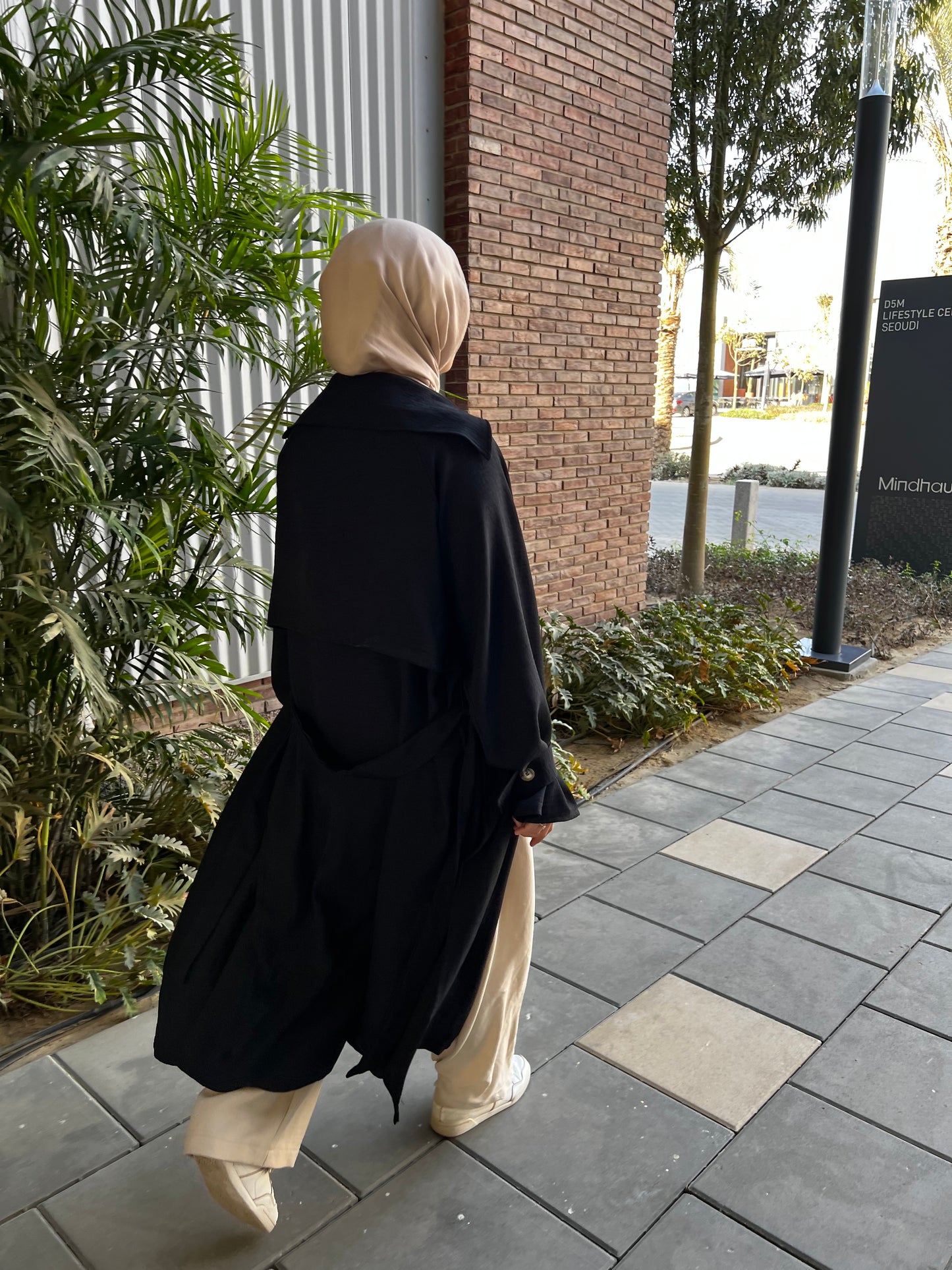 AMUNI LINEN TRENCH BLACK