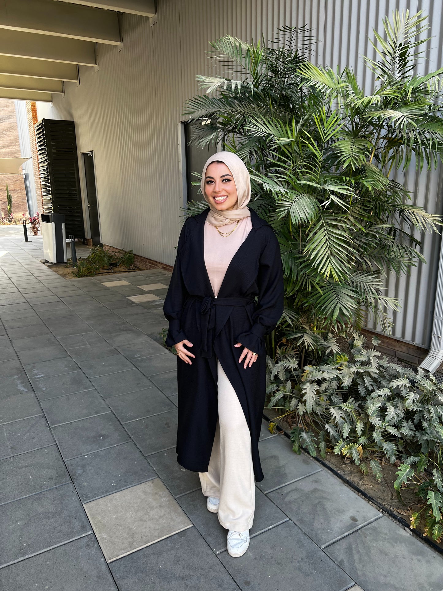 AMUNI LINEN TRENCH BLACK