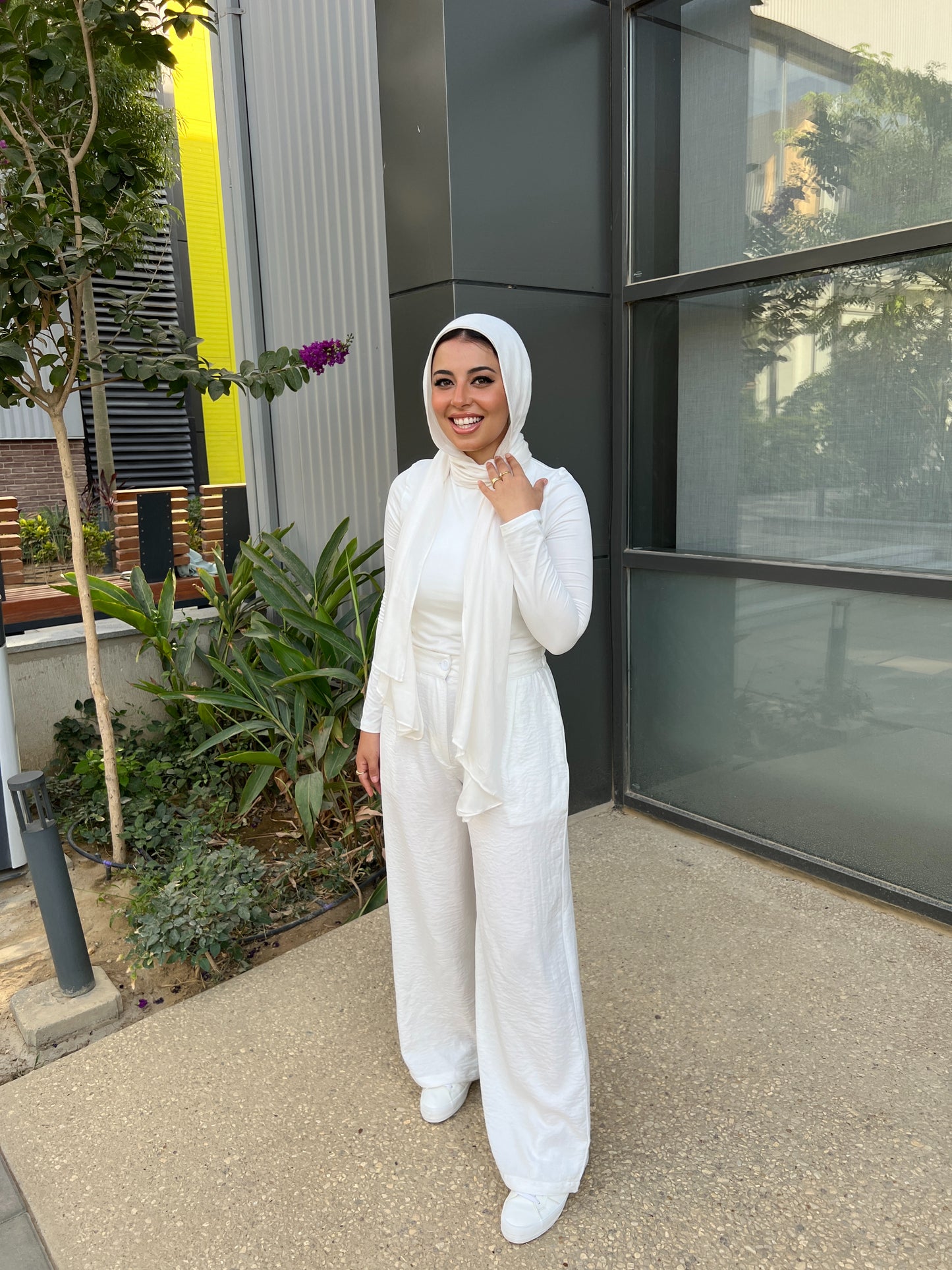 WHITE LINEN PANTS