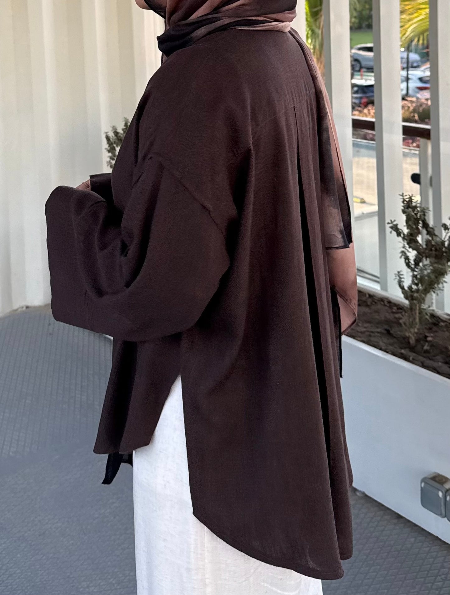LINEN SHIRT IN DARK BROWN
