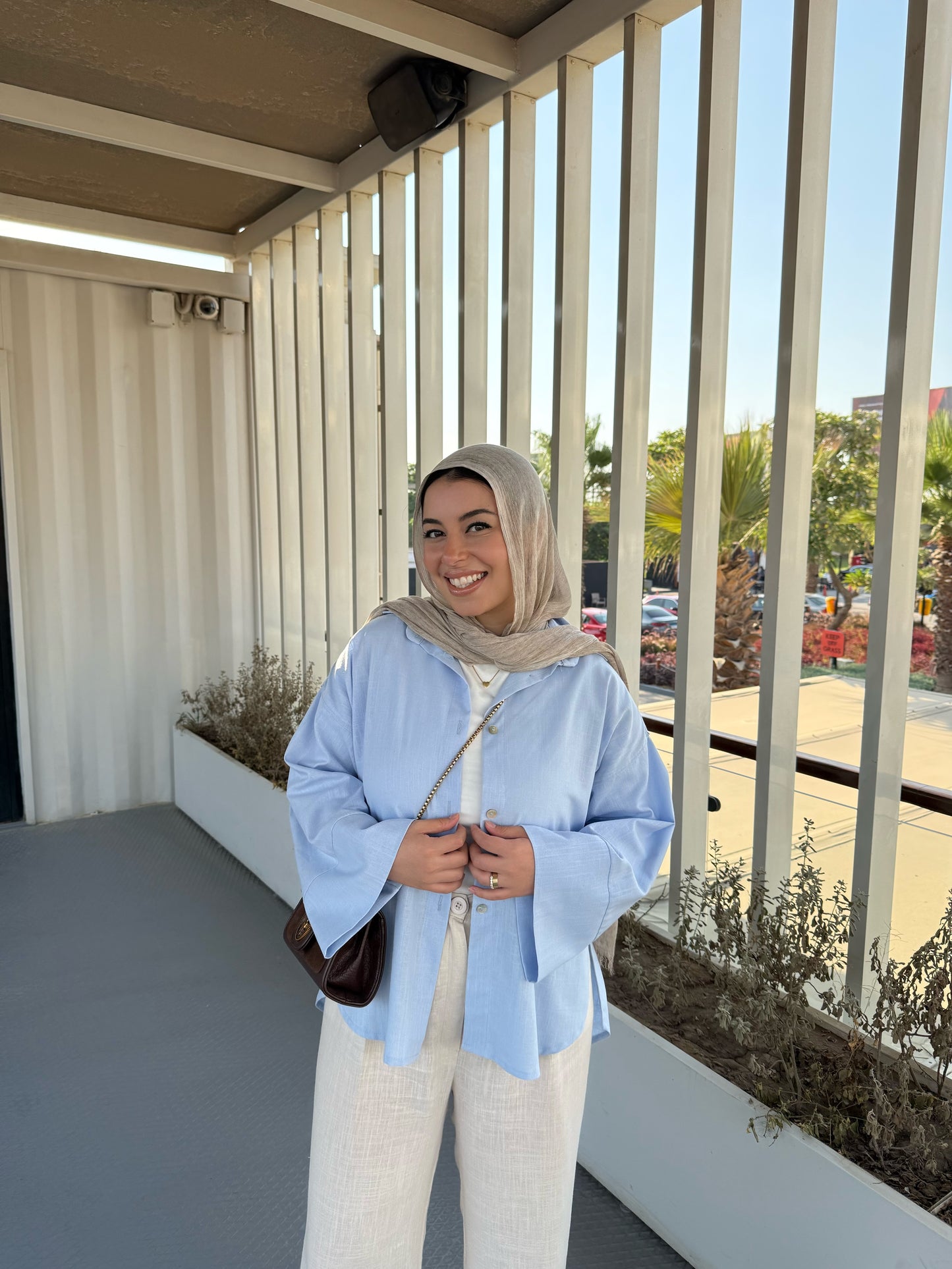 LINEN SHIRT IN SKY BLUE